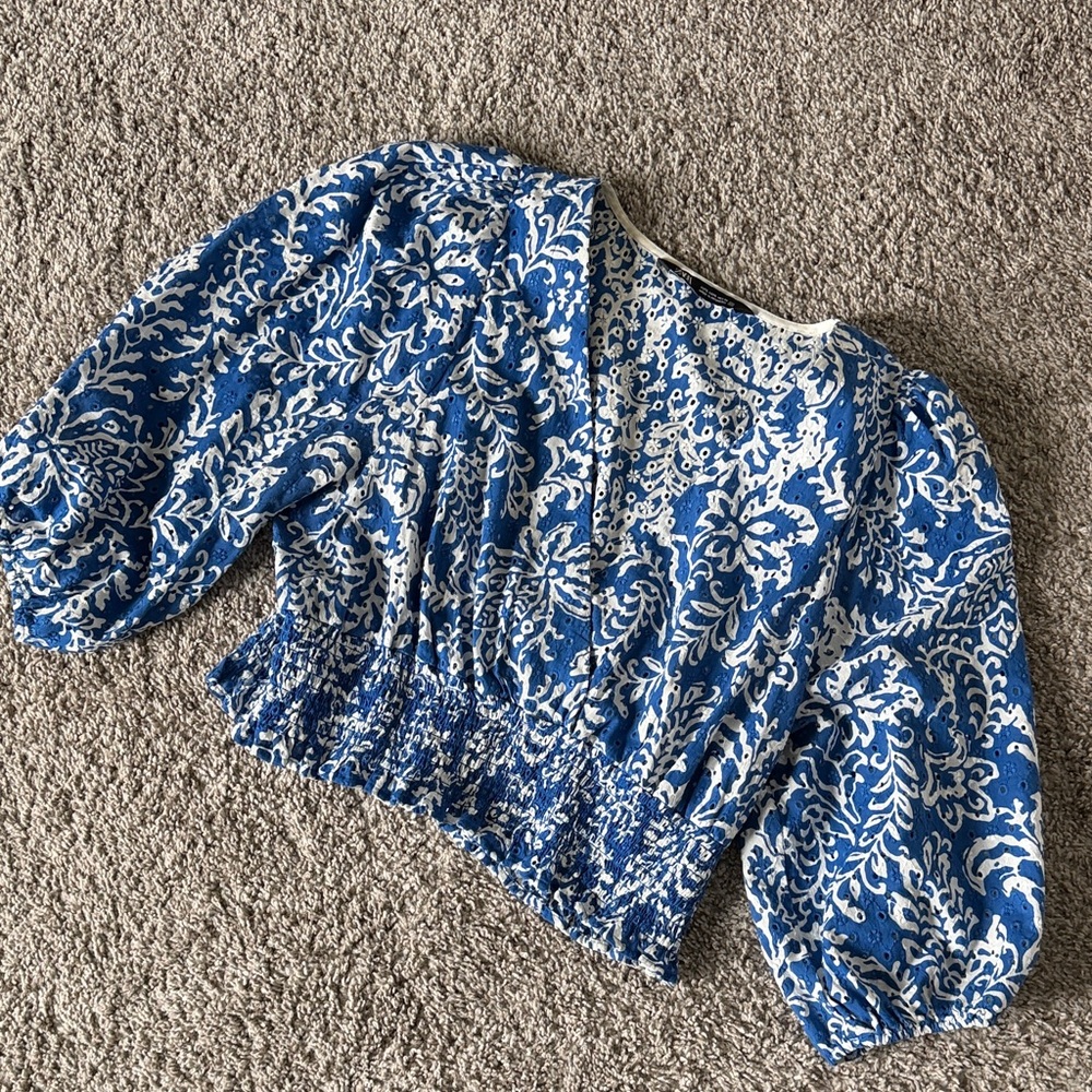 Blue and White Floral Smocked Cropped Waist Women's Top